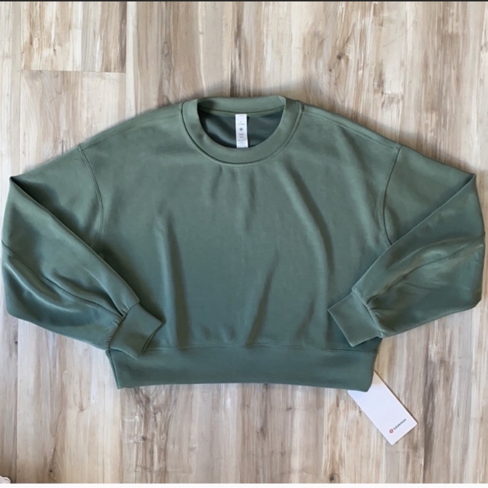 Perfectly Oversized Crop Crew in Sage